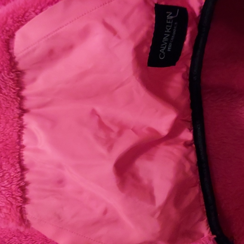 Girl's Calvin Klein Performance pullover - Picture 3 of 9